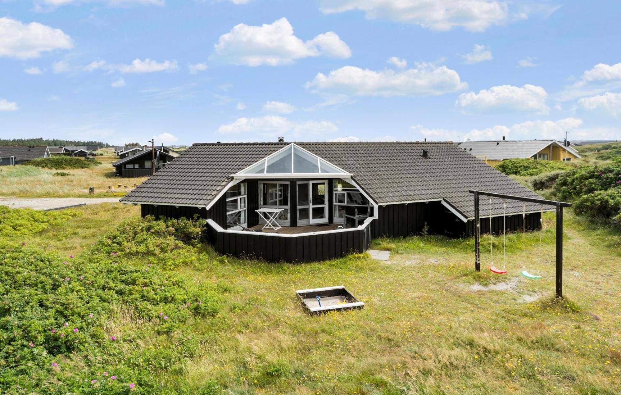 Stunning Home In Hvide Sande With Kitchen Bjerregård Dış mekan fotoğraf